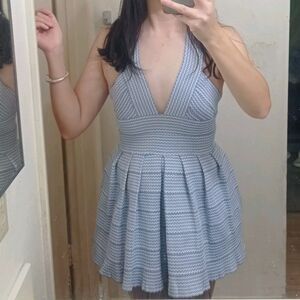 PARVENUE Deep V Neck Cross Back Straps Mini Stretchy Dress Blue White Size L